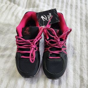 NWT Energy Zone Enthusiast Athletic Shoes. Sz 6 1/2.